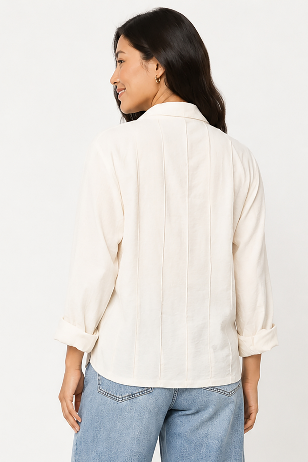 Winter White Woven Solid Wire Collar 3/4 Sleeve Popover w/ Button Detail - Missy